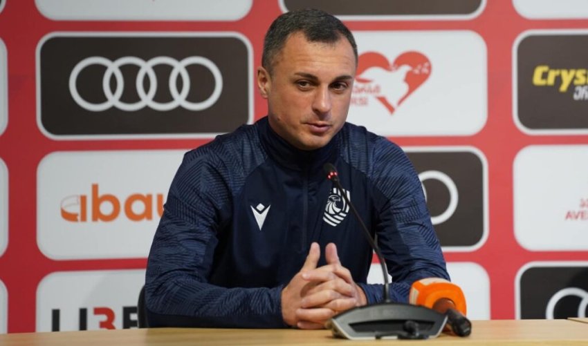 "ბოდიშს ვუხდი გულშემატკივრებს, ასეთი მსაჯობა არსად მინახავს..." - იბერია 1999-ის მთავარი მწვრთნელის პრესკონფერენცია "ბოდიშს ვუხდი გულშემატკივრებს, ასეთი მსაჯობა არსად მინახავს..." - იბერია 1999-ის მთავარი მწვრთნელის პრესკონფერენცია
