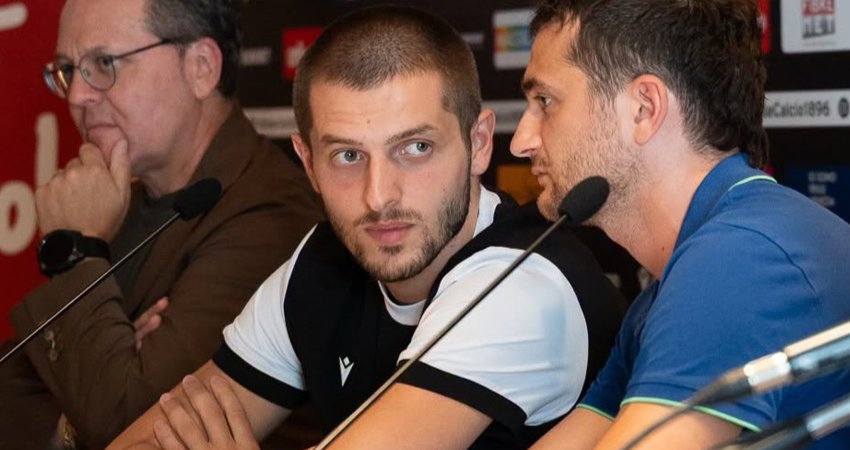 "ამაზე დიდხანს ვოცნებობდი..." - უდინეზემ ჩაკვეტაძეს პრესკონფერენცია მოუწყო